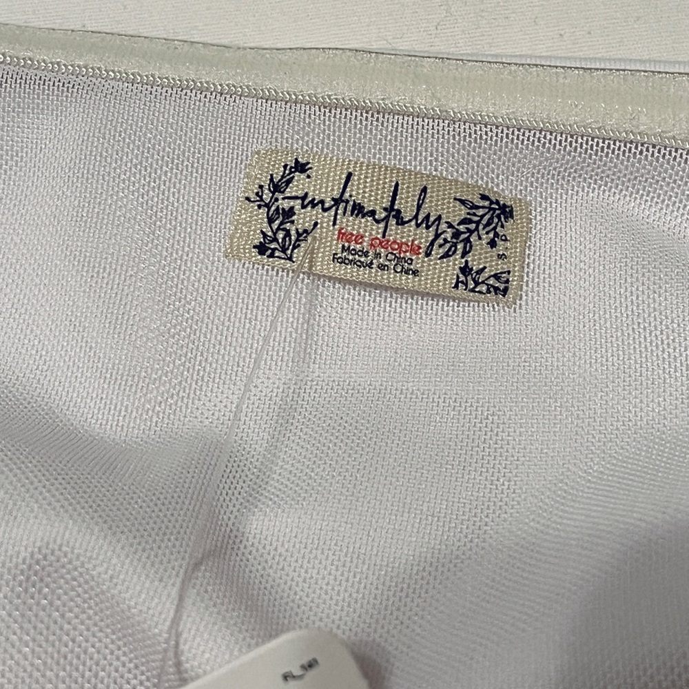 NWT Free People Intimately White V Cut Tube Top Crop Top Bandeau Top Small S - Picture 4 of 5